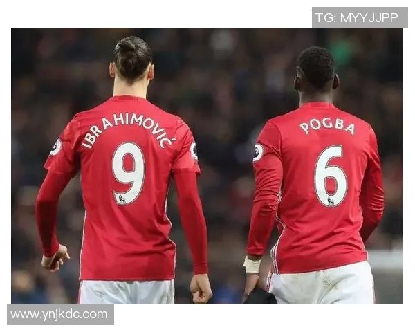 雷霆队与小牛队激战正酣球迷期待精彩对决与精彩表现