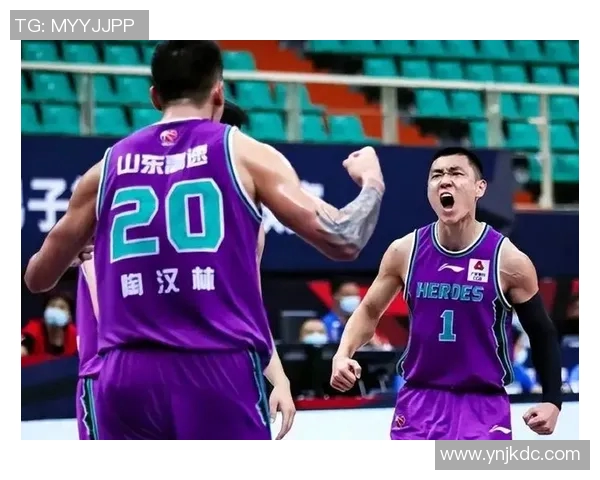 高诗岩的篮球之路:从青涩少年到职业球员的成长历程与挑战